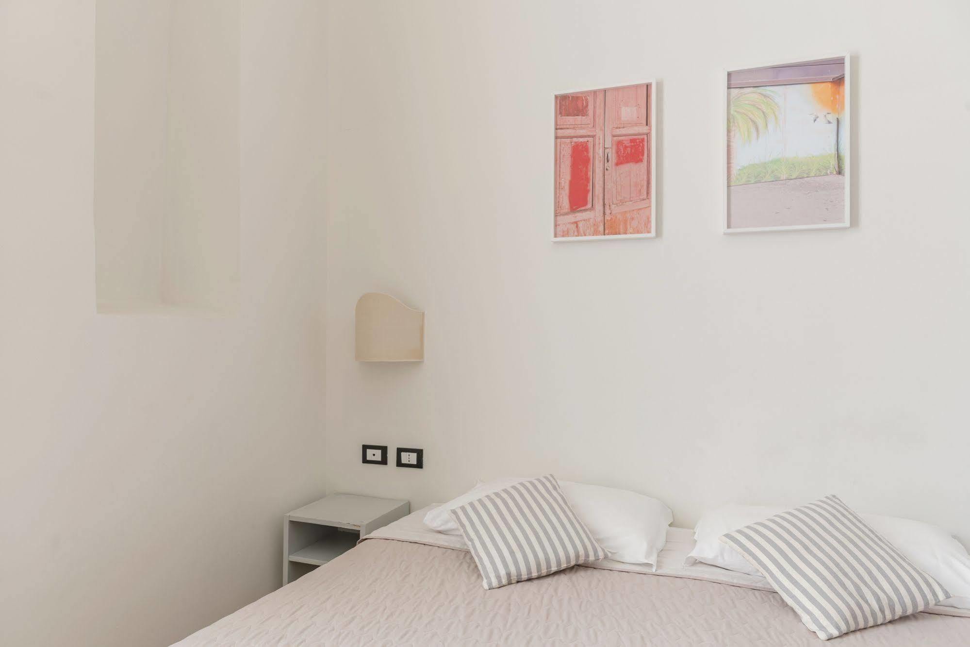 Hotel Riviera Anzio Esterno foto